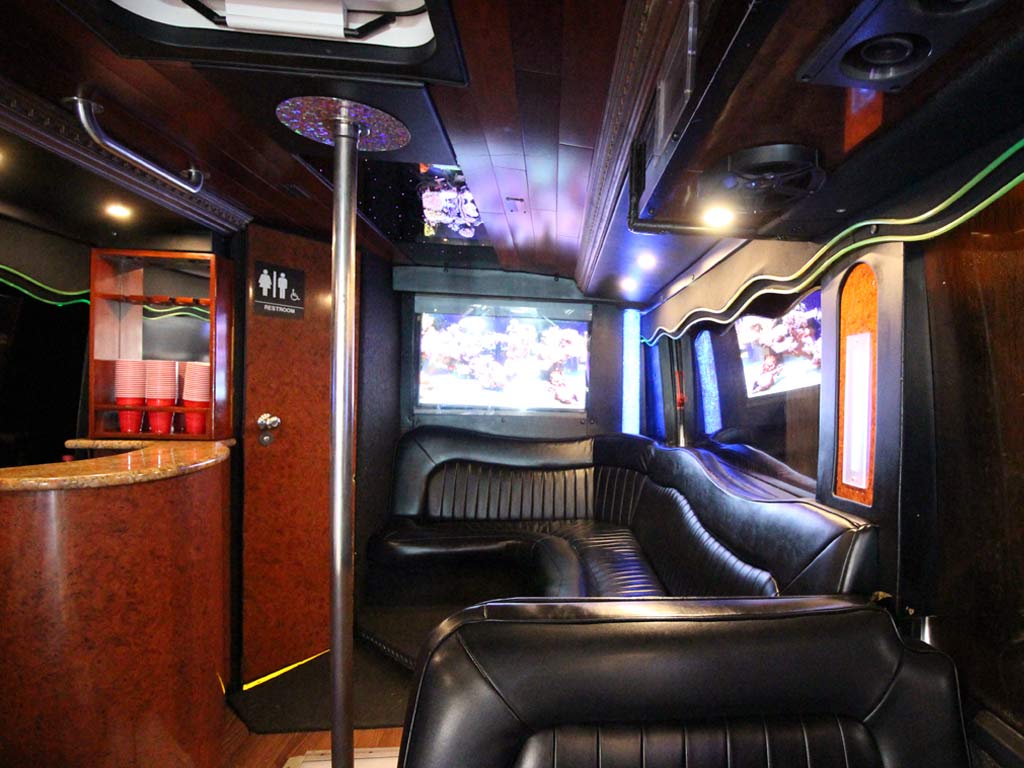 The Ultimate Party Bus Gallery 4