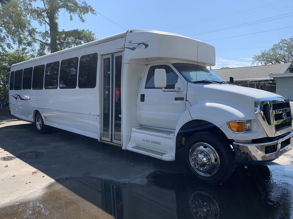 The Diamond Party Bus Gallery 1